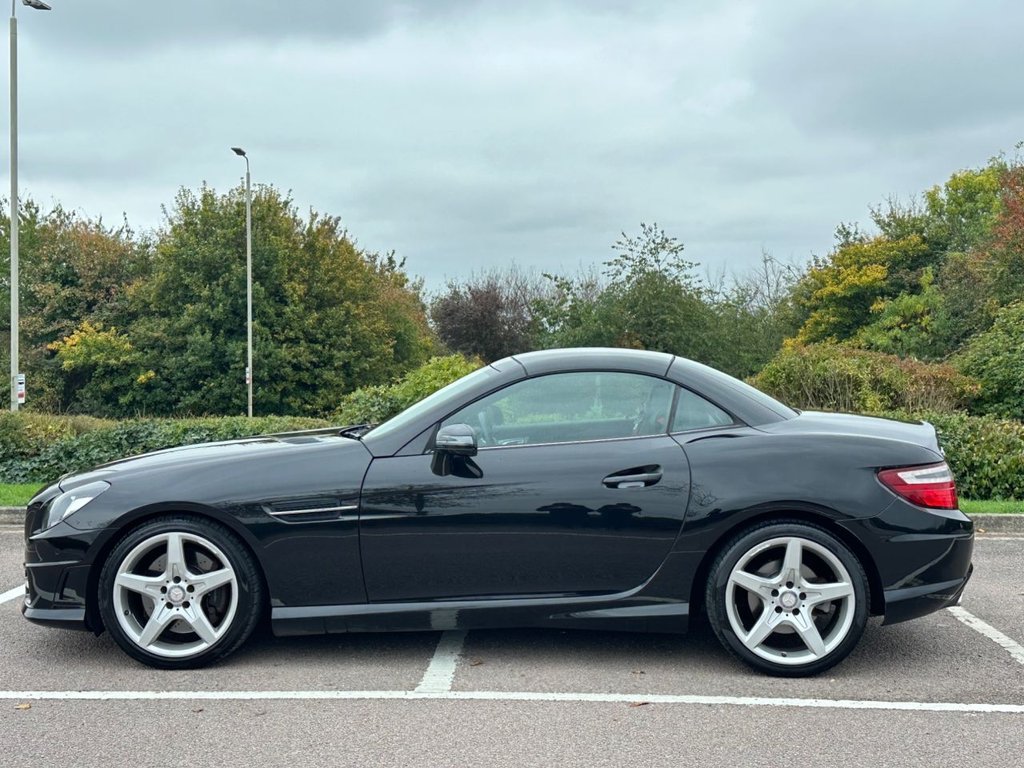 Used Mercedes-Benz SLK 2014 for sale - 77990613: Photo 15