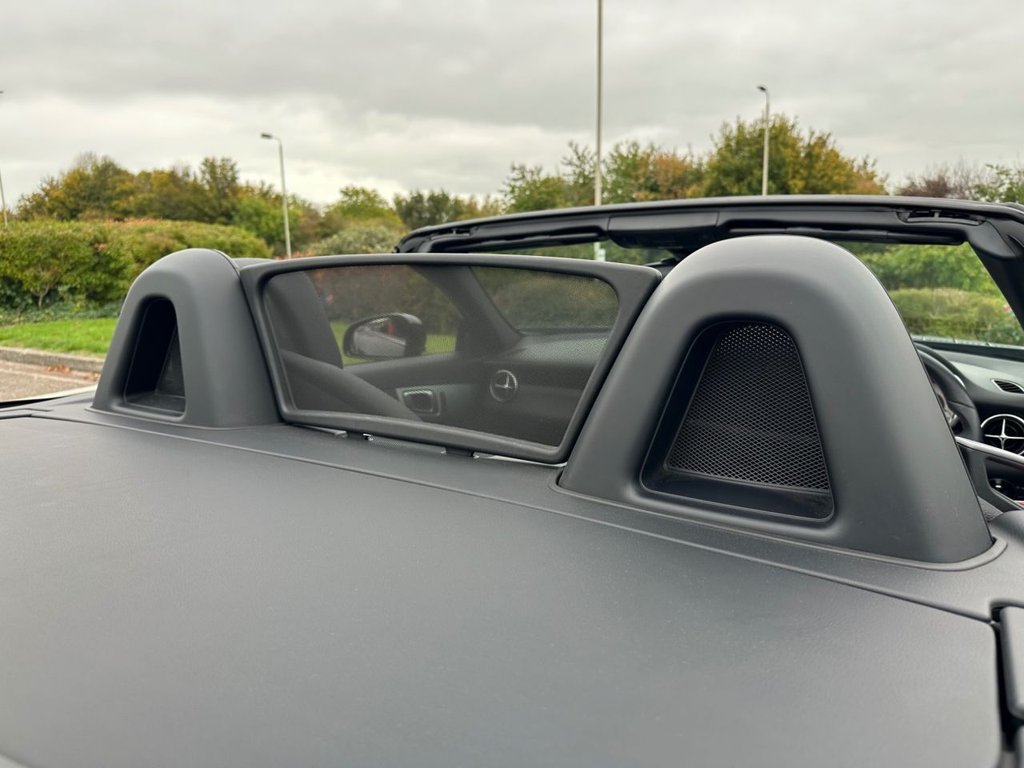 Used Mercedes-Benz SLK 2014 for sale - 77990613: Photo 26