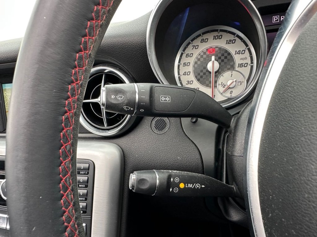 Used Mercedes-Benz SLK 2014 for sale - 77990613: Photo 30