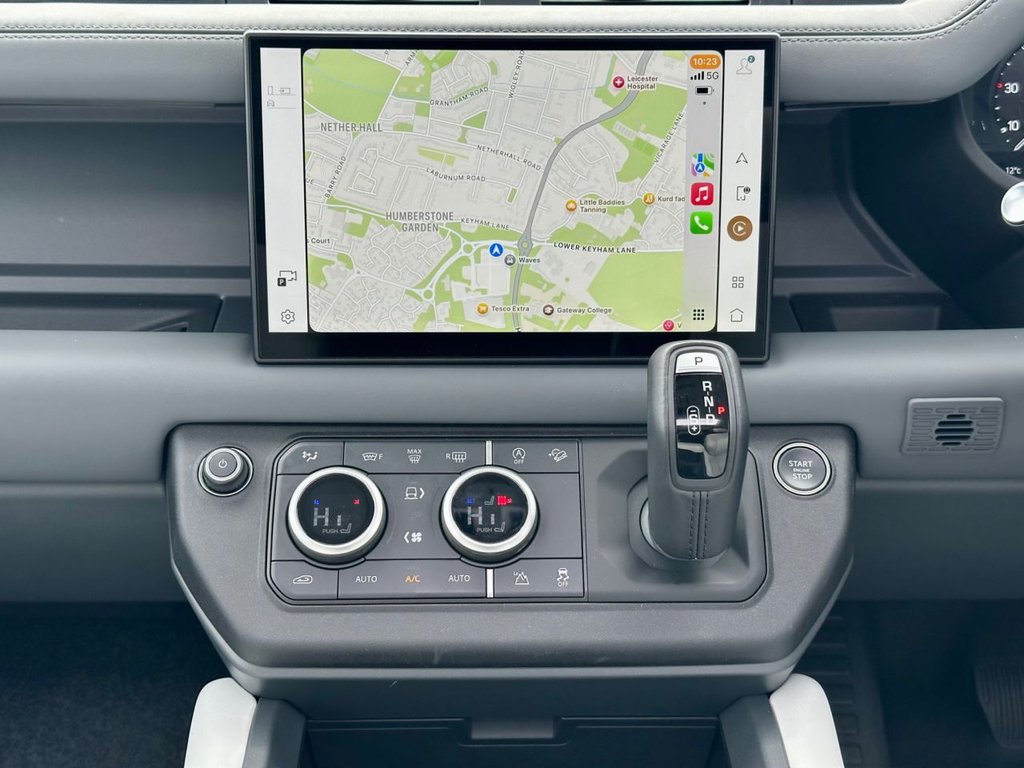 Used Land Rover Defender 2024 for sale - 77991523: Photo 16