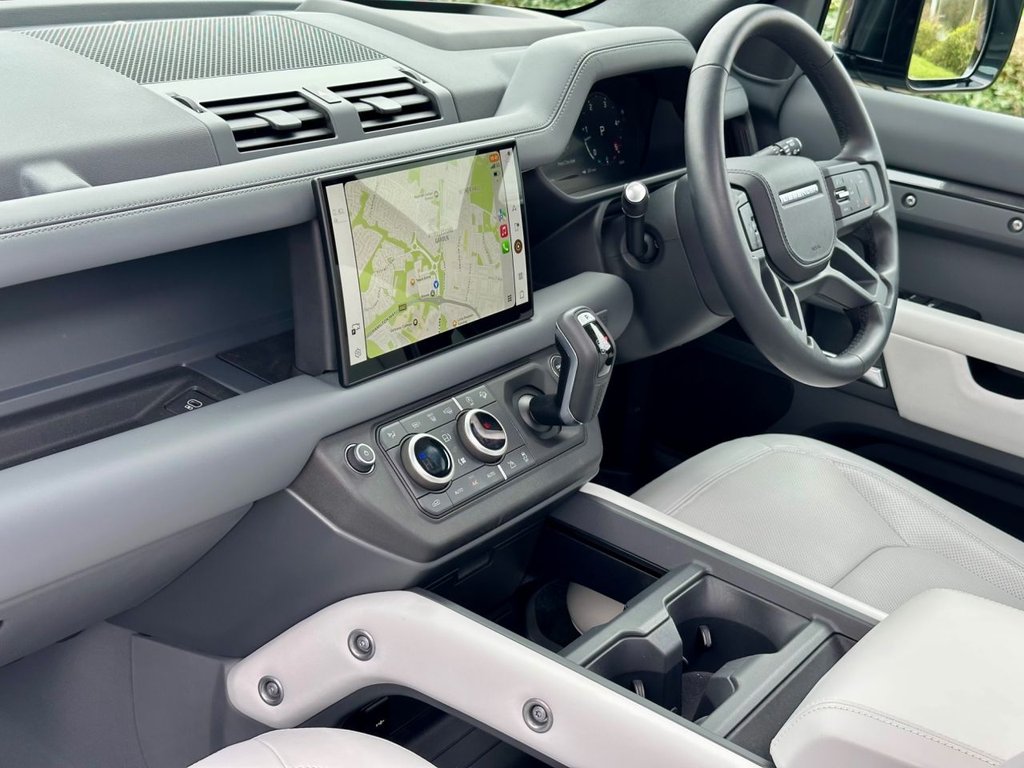 Used Land Rover Defender 2024 for sale - 77991523: Photo 28