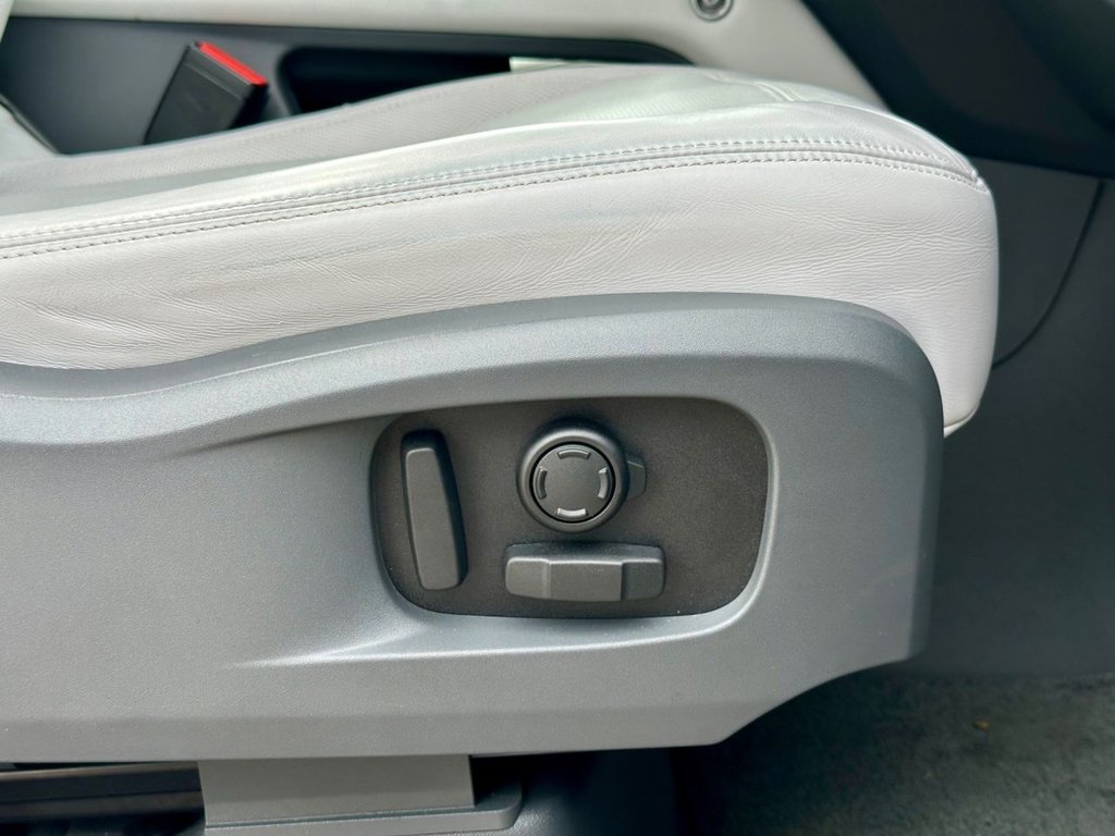 Used Land Rover Defender 2024 for sale - 77991523: Photo 47