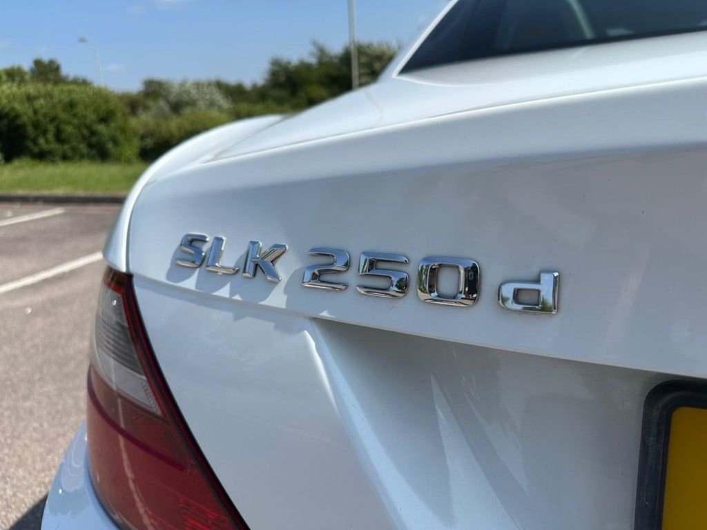 Used Mercedes-Benz SLK 2016 for sale - 76520648: Photo 47