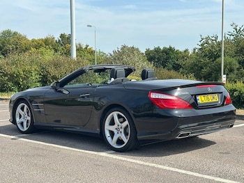 Used Mercedes-Benz SL 2016 for sale - 79409799: Photo
