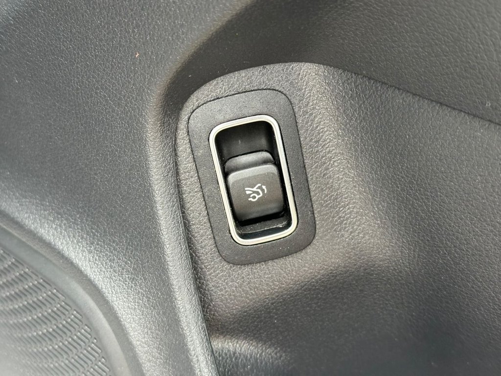 Used Mercedes-Benz CLA 2023 for sale - 76509431: Photo 39