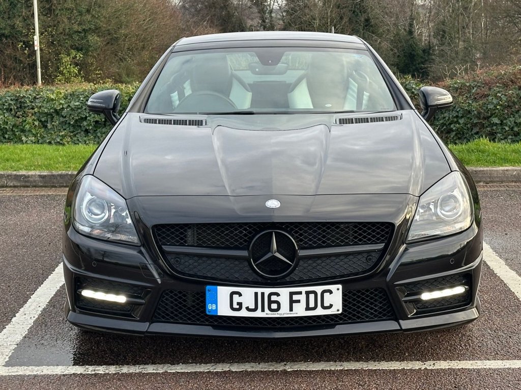 Used Mercedes-Benz SLK 2016 for sale - 76961978: Photo 12