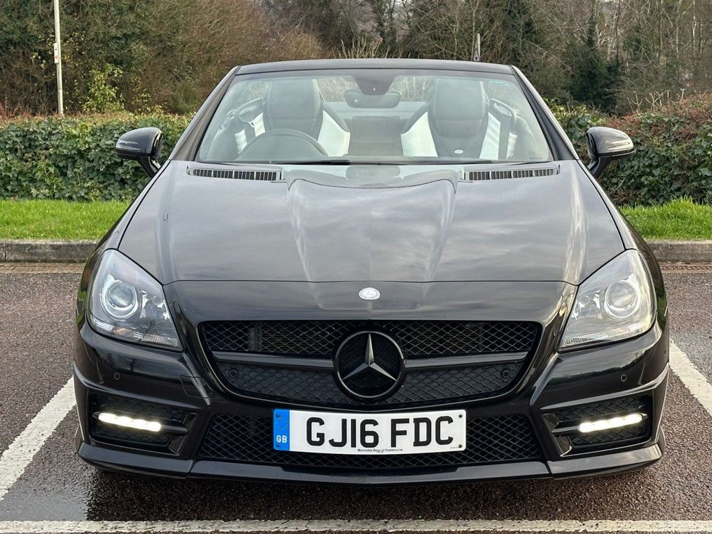 Used Mercedes-Benz SLK 2016 for sale - 76961978: Photo 6