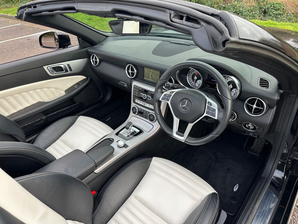 Used Mercedes-Benz SLK 2016 for sale - 76961978: Photo 7