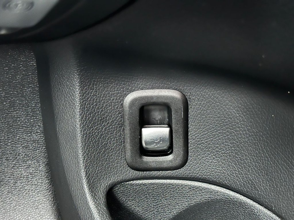 Used Mercedes-Benz C Class 2017 for sale - 77065018: Photo 25