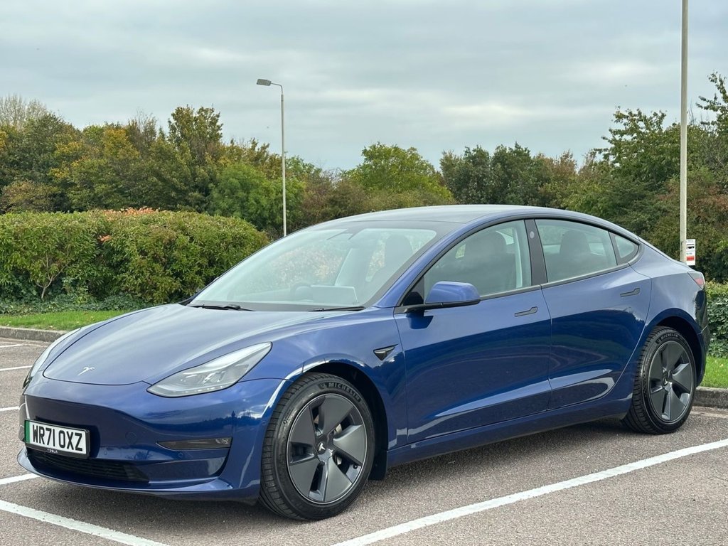 Used Tesla Model 3 2021 for sale - 76236104: Photo 10