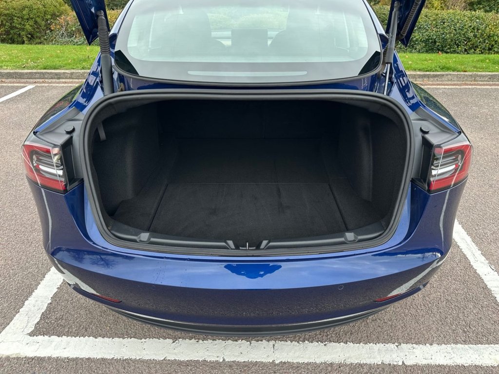 Used Tesla Model 3 2021 for sale - 76236104: Photo 15
