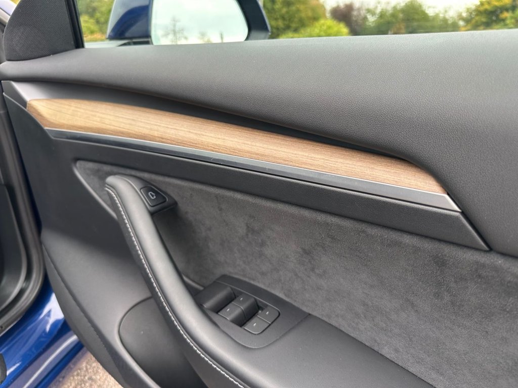 Used Tesla Model 3 2021 for sale - 76236104: Photo 41