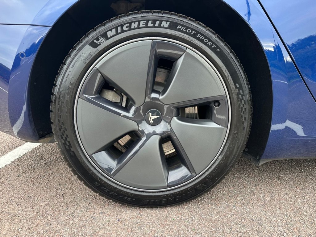 Used Tesla Model 3 2021 for sale - 76236104: Photo 45