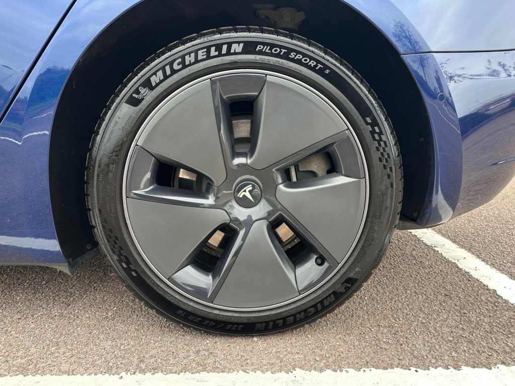 Used Tesla Model 3 2021 for sale - 76236104: Photo 46