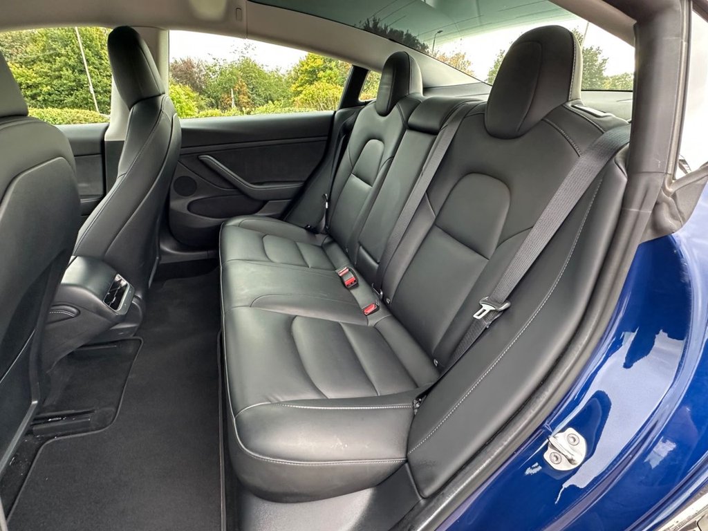 Used Tesla Model 3 2021 for sale - 76236104: Photo 9