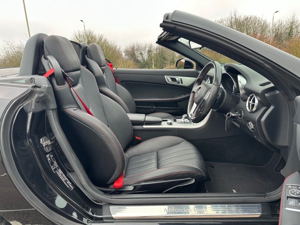 Used Mercedes-Benz SLK 2016 for sale - 77507520: Photo 17