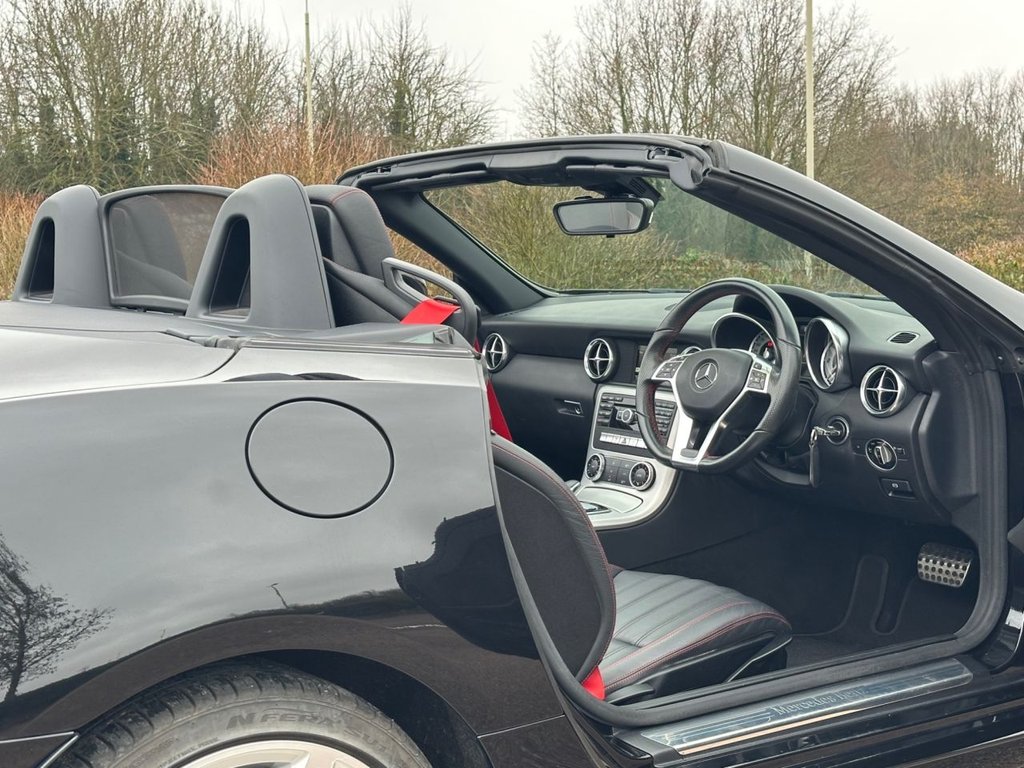 Used Mercedes-Benz SLK 2016 for sale - 77507520: Photo 18