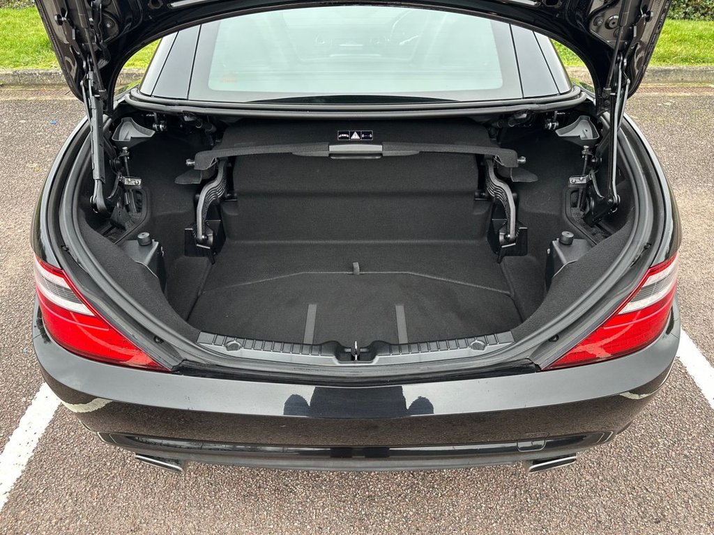 Used Mercedes-Benz SLK 2016 for sale - 77507520: Photo 20