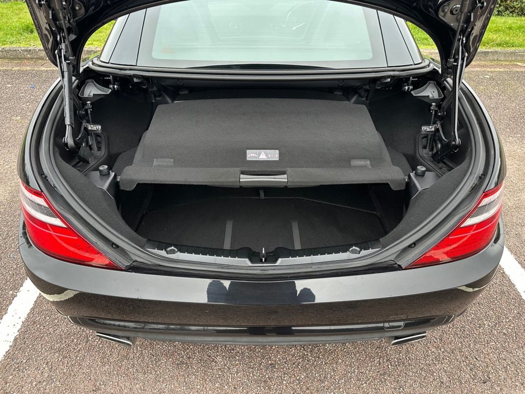 Used Mercedes-Benz SLK 2016 for sale - 77507520: Photo 21