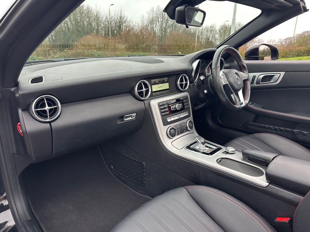 Used Mercedes-Benz SLK 2016 for sale - 77507520: Photo 32