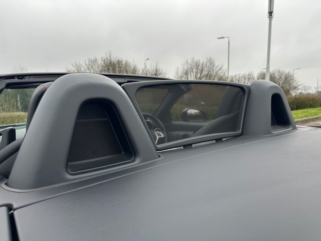 Used Mercedes-Benz SLK 2016 for sale - 77507520: Photo 33