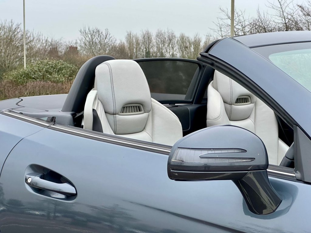 Used Mercedes-Benz SLK 2013 for sale - 77026947: Photo 19