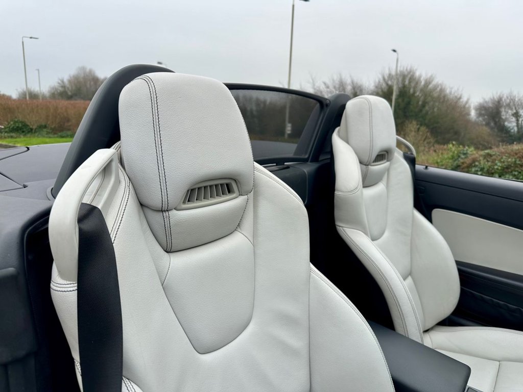 Used Mercedes-Benz SLK 2013 for sale - 77026947: Photo 21
