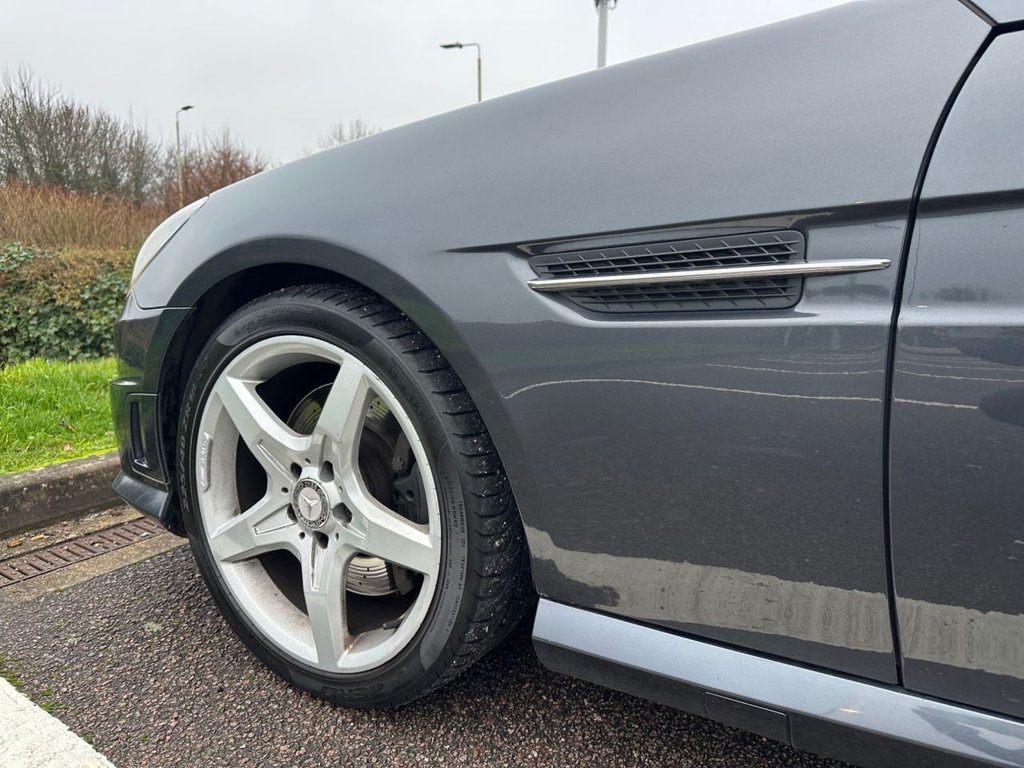 Used Mercedes-Benz SLK 2013 for sale - 77026947: Photo 30