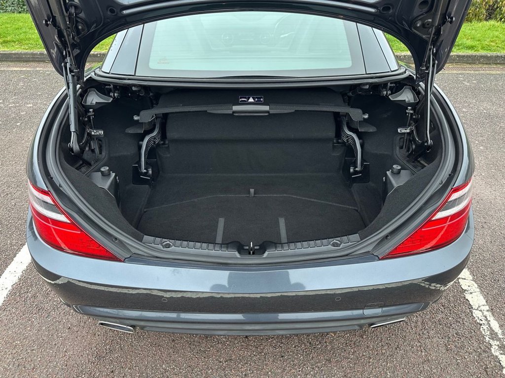 Used Mercedes-Benz SLK 2013 for sale - 77026947: Photo 43