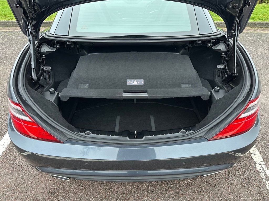 Used Mercedes-Benz SLK 2013 for sale - 77026947: Photo 44