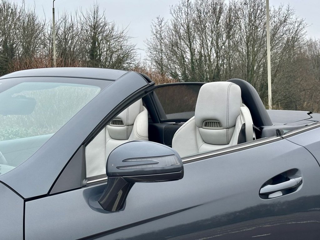 Used Mercedes-Benz SLK 2013 for sale - 77026947: Photo 8