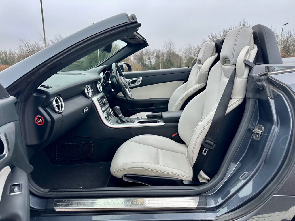 Used Mercedes-Benz SLK 2013 for sale - 77026947: Photo 9