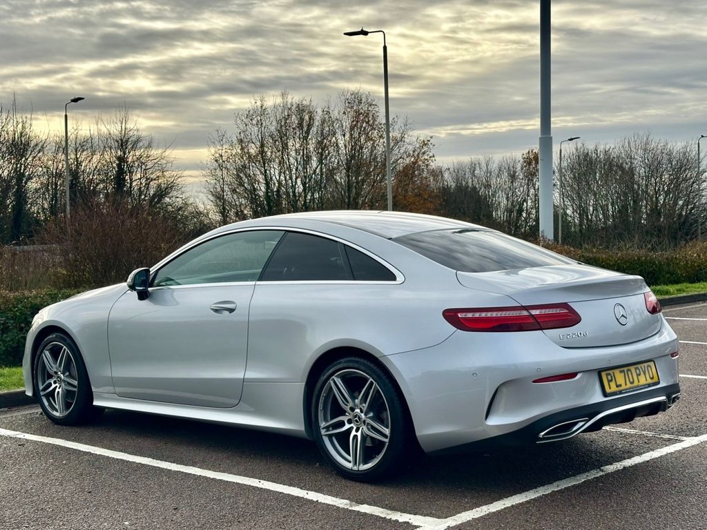 Used Mercedes-Benz E Class 2020 for sale - 76840859: Photo 5