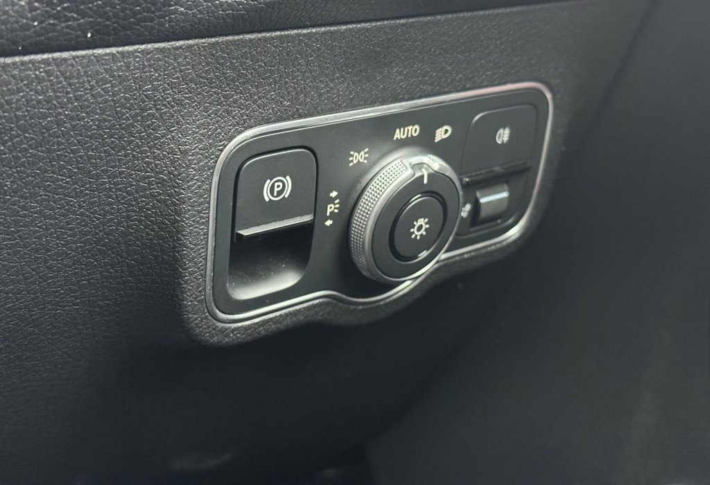 Used Mercedes-Benz GLB 2025 for sale - 77654616: Photo 50