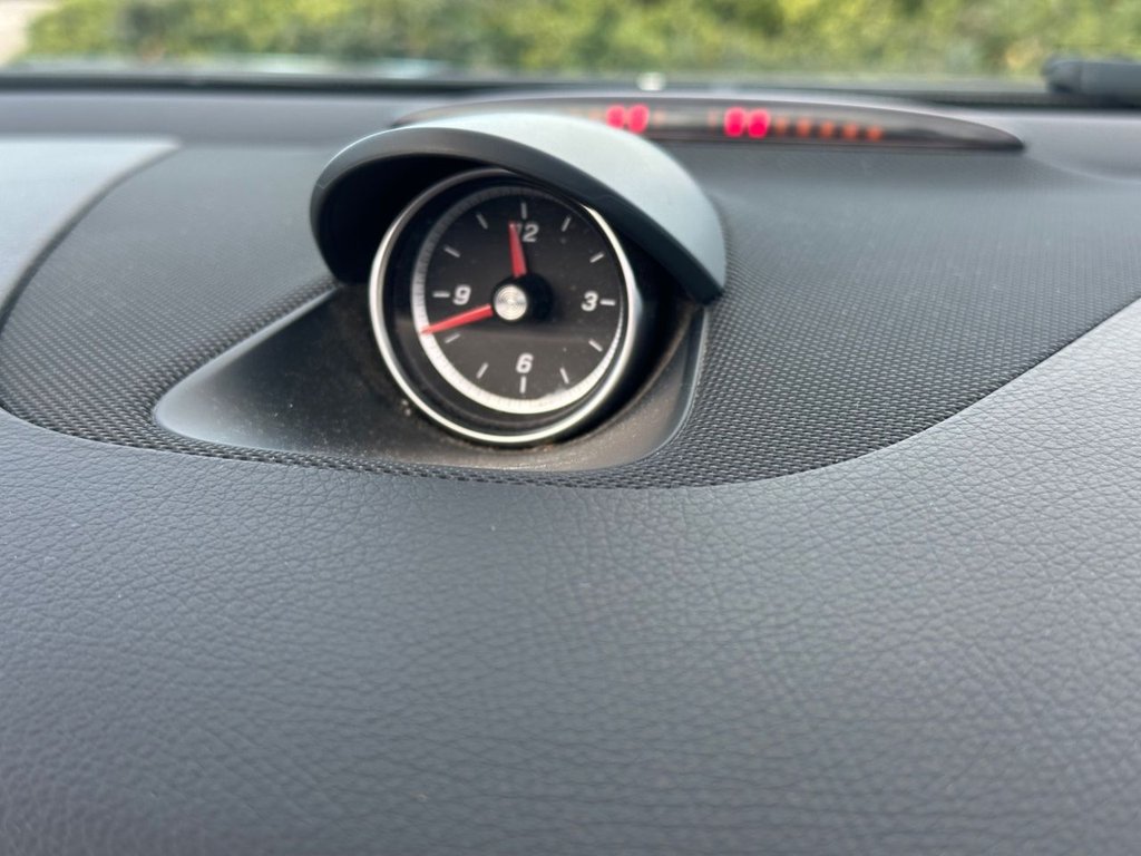 Used Mercedes-Benz SLC 2016 for sale - 77720395: Photo 25