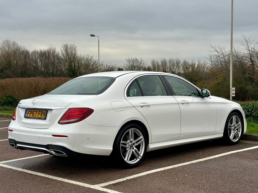 Used Mercedes-Benz E Class 2017 for sale - 77171533: Photo 2