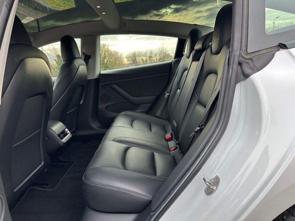 Used Tesla Model 3 2023 for sale - 77369405: Photo 26