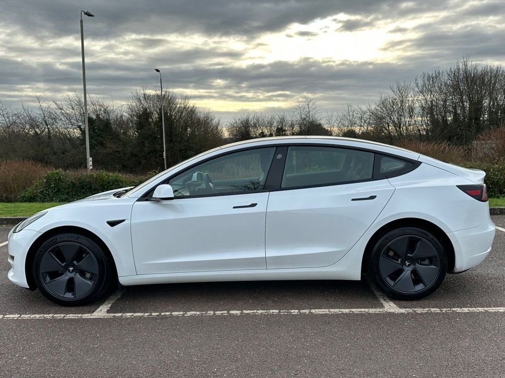 Used Tesla Model 3 2023 for sale - 77369405: Photo 4