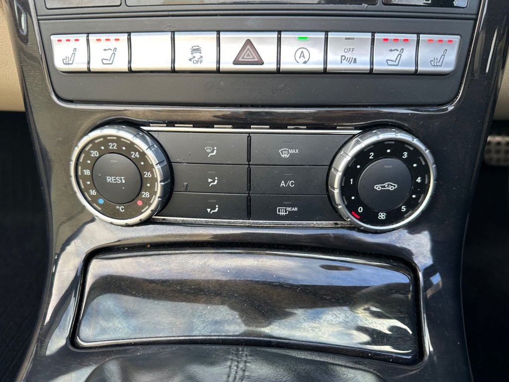 Used Mercedes-Benz SLK 2014 for sale - 76376305: Photo 30