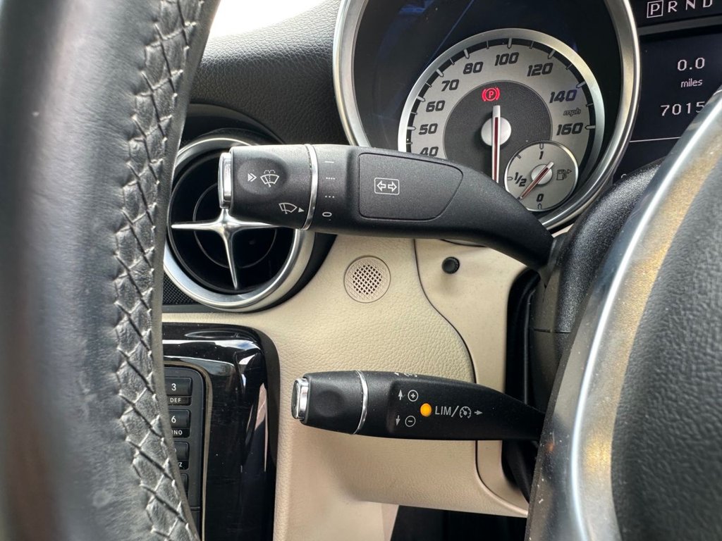 Used Mercedes-Benz SLK 2014 for sale - 76376305: Photo 44