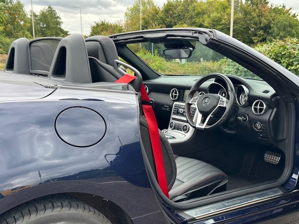 Used Mercedes-Benz SLK 2015 for sale - 76162731: Photo 18