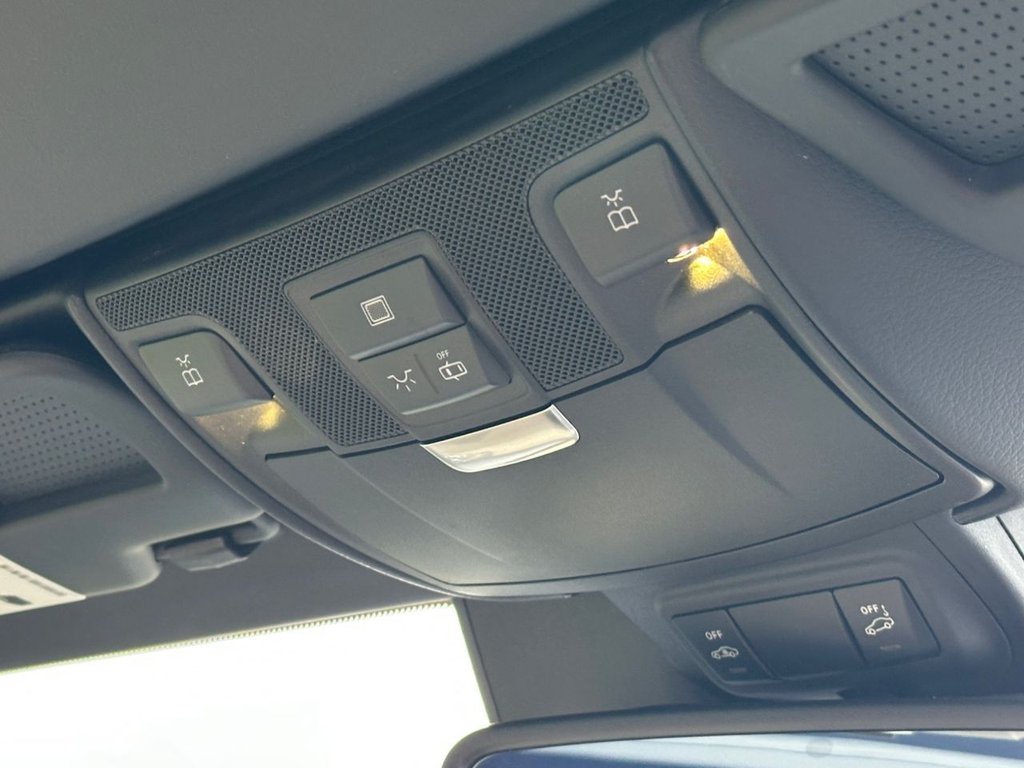 Used Mercedes-Benz SLK 2014 for sale - 77171843: Photo 47