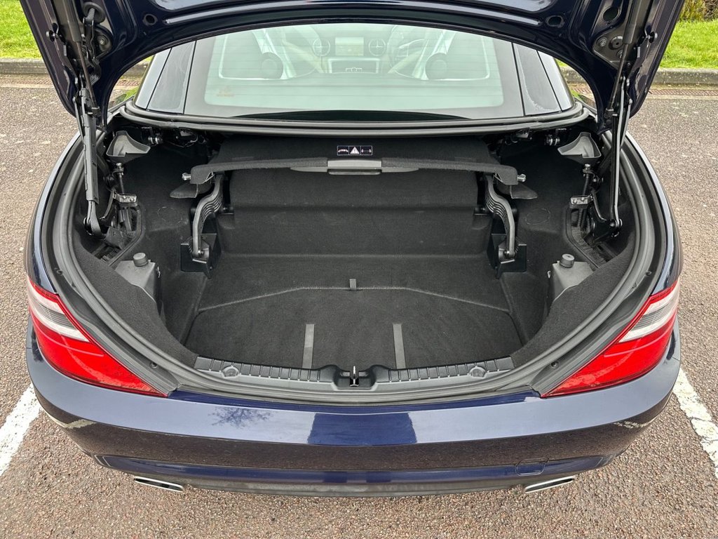 Used Mercedes-Benz SLK 2014 for sale - 77171843: Photo 49