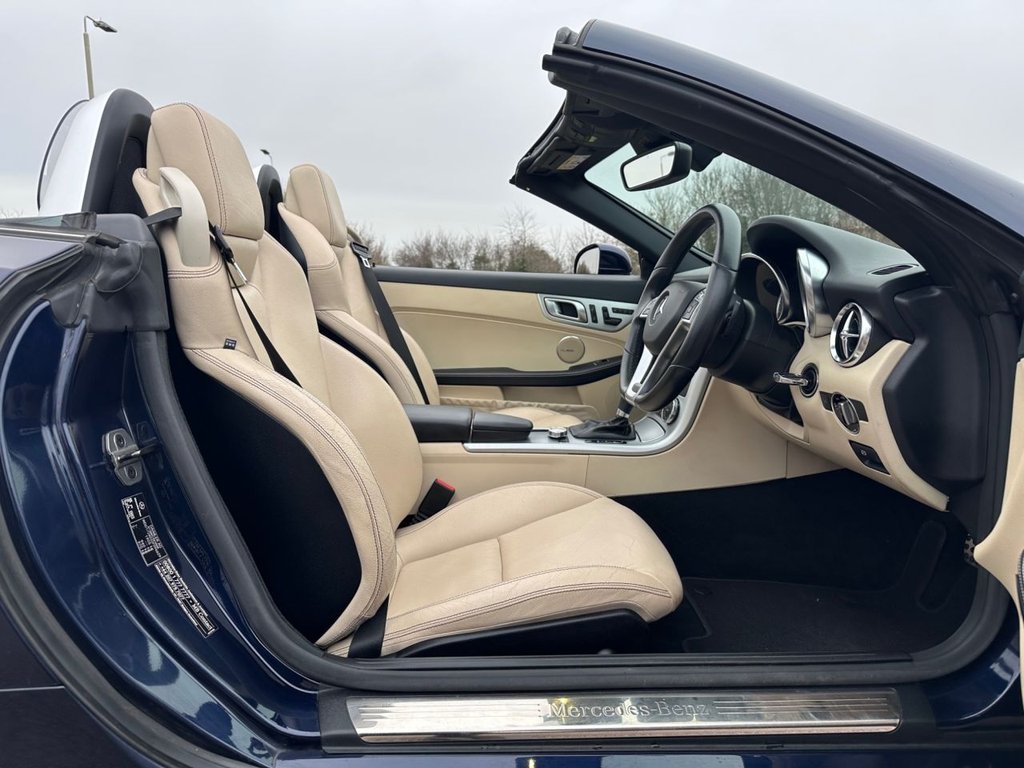 Used Mercedes-Benz SLK 2014 for sale - 77171843: Photo 8