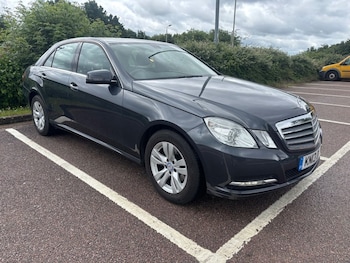Used Mercedes-Benz E Class 2013 for sale - 78886857: Photo