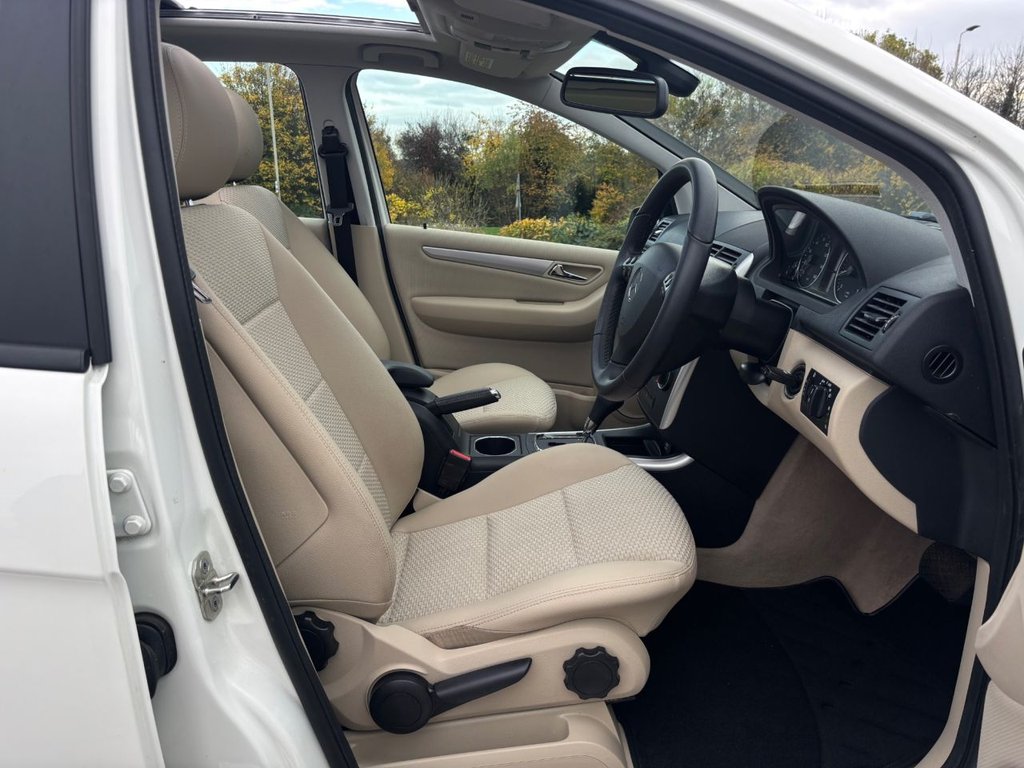 Used Mercedes-Benz A-Class 2012 for sale - 76469855: Photo 14