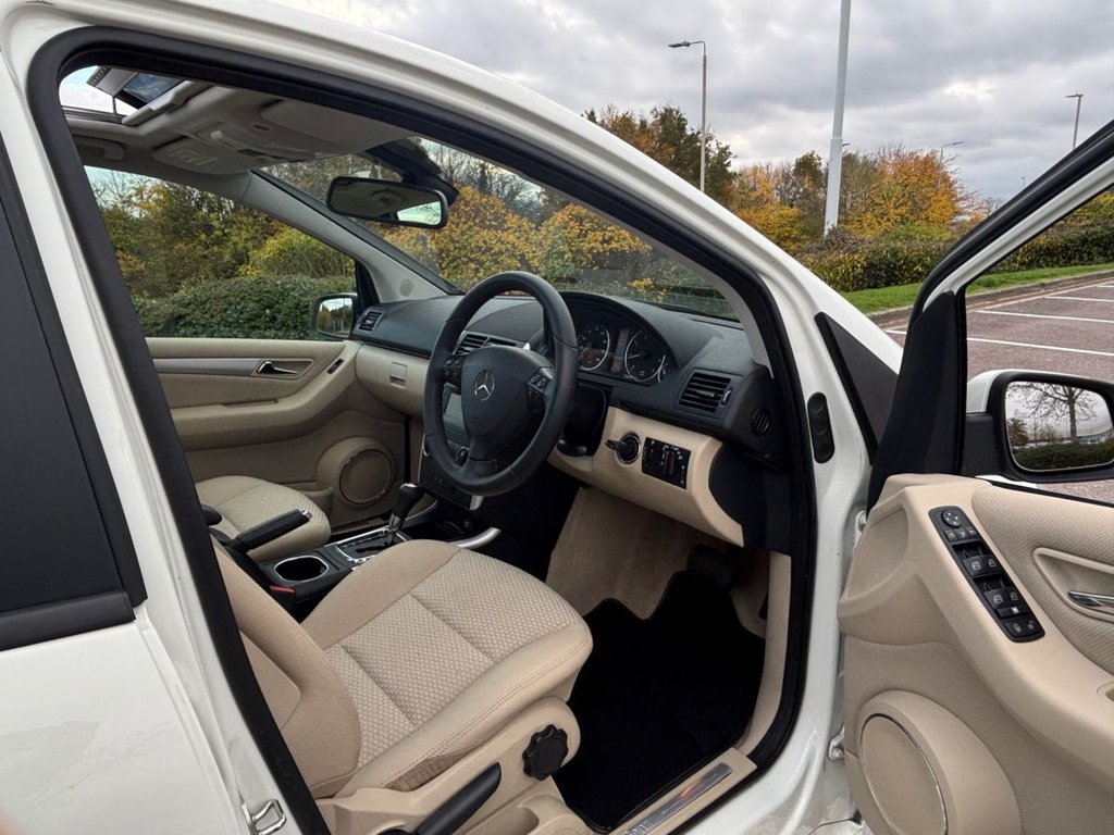 Used Mercedes-Benz A-Class 2012 for sale - 76469855: Photo 24