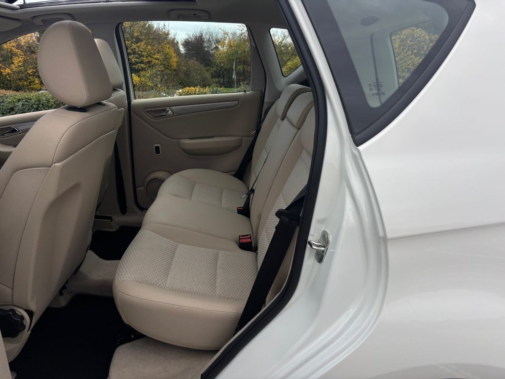 Used Mercedes-Benz A-Class 2012 for sale - 76469855: Photo 25