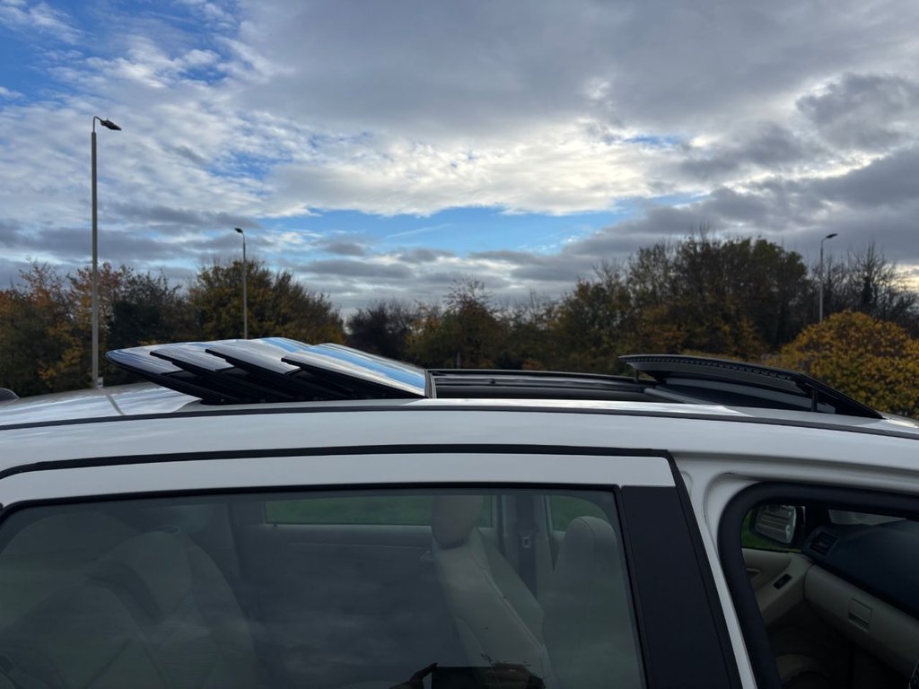 Used Mercedes-Benz A-Class 2012 for sale - 76469855: Photo 30