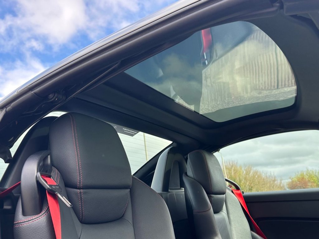 Used Mercedes-Benz SLK 2015 for sale - 78029787: Photo 14